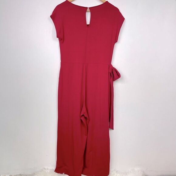 Old Navy | Burgundy belted jumpsuit XS short sleeve. - Picture 3 of 7